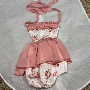 Bailey’s blossoms Large Halter bummie romper NWT